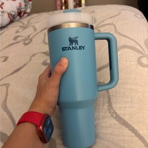 Stanley 40oz pool tumbler